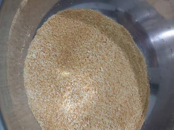 آرد سوخاری صنعتی چه ویژگی هایی دارد؟