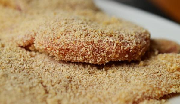 مواد لازم برای تولید آرد سوخاری شنیسل