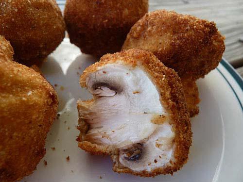 ترکیب آرد سوخاری و قارچ